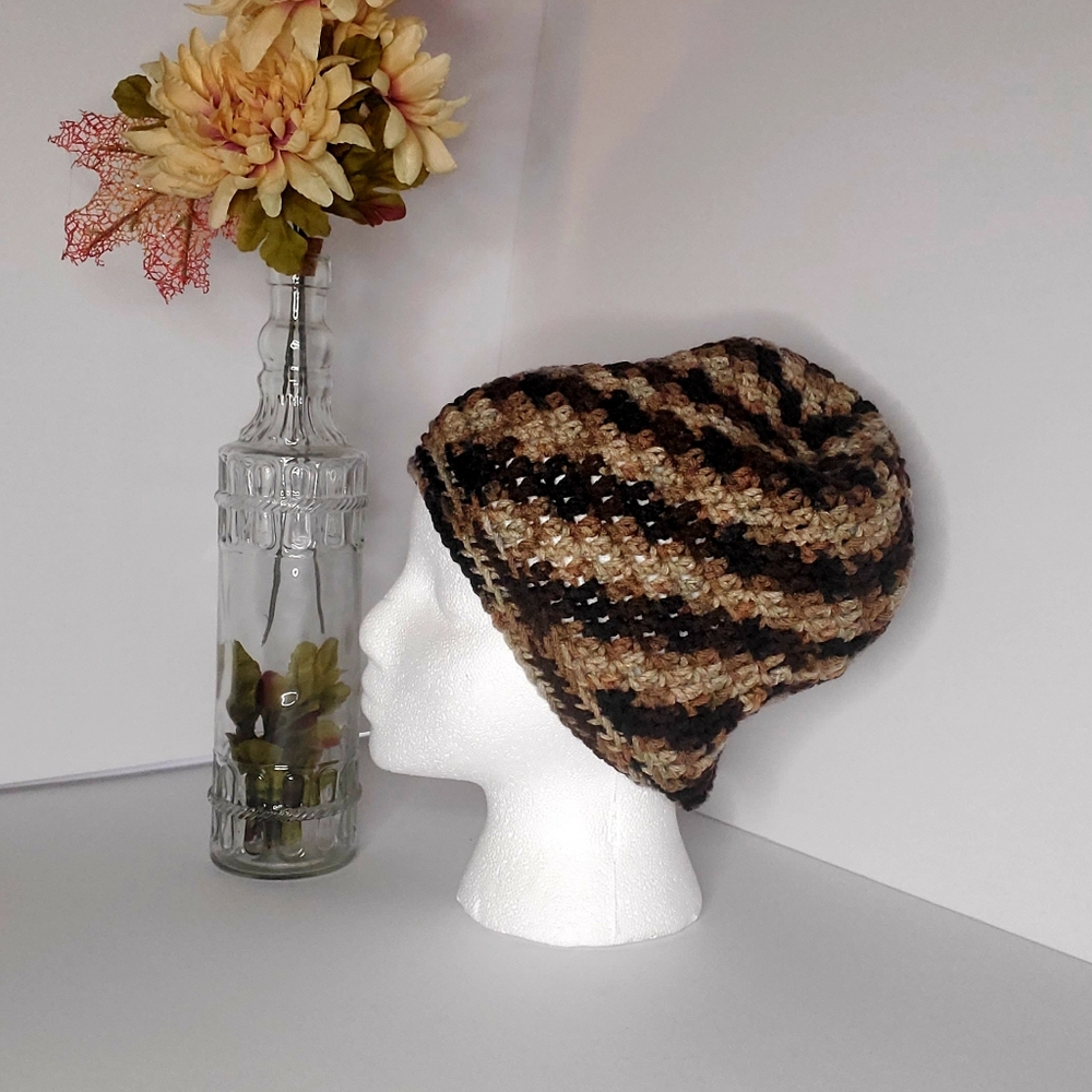 Brown beanie crochet